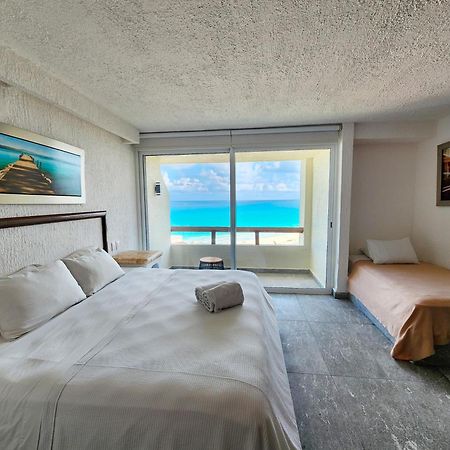 Rodero By Solymar Beach Front Condos In Hotel Zone Cancun Exterior photo