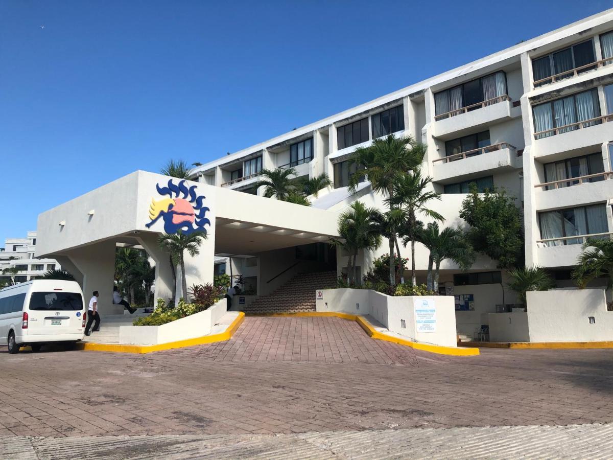 Rodero By Solymar Beach Front Condos In Hotel Zone Cancun Exterior photo